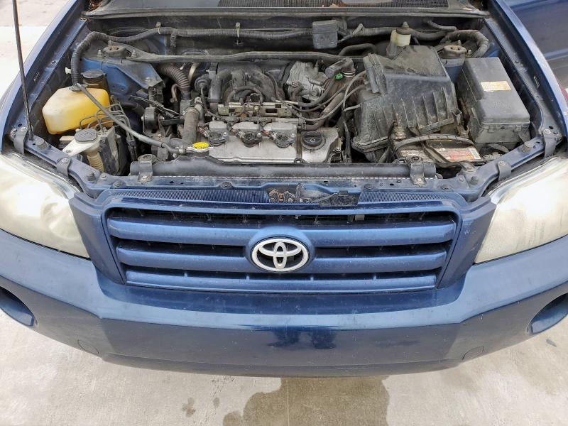 Photo 11 from auction – 2005 TOYOTA HIGHLANDER with VIN JTEDP21A450071012