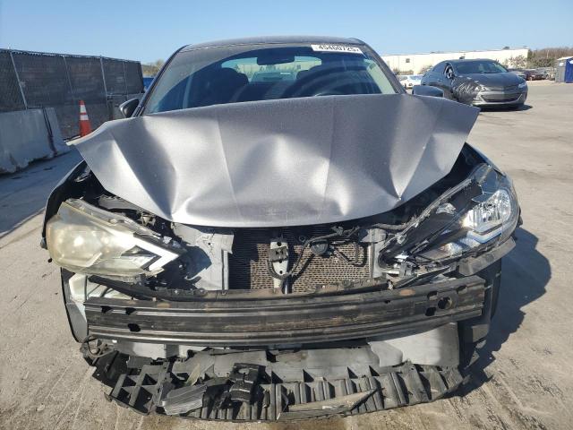 Photo 5 from auction – 2016 NISSAN SENTRA S with VIN 3N1AB7AP7GL642377