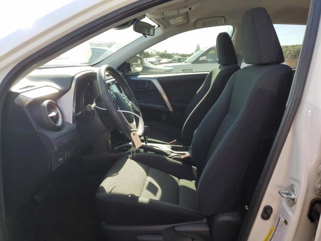 Photo 7 from auction – 2018 TOYOTA RAV4 LE with VIN JTMZFREV7JJ167501