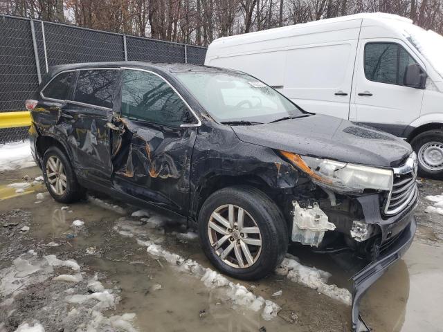Photo 4 from auction – 2015 TOYOTA HIGHLANDER with VIN 5TDZARFH0FS010992