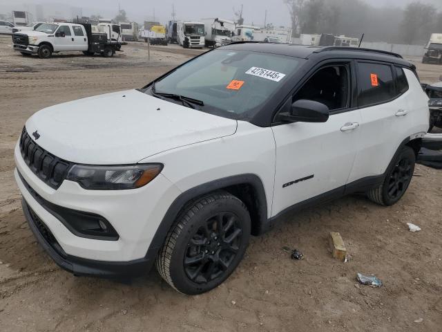 JEEP COMPASS LA 2022 with VIN 3C4NJCBB0NT198060 - Photo from auction