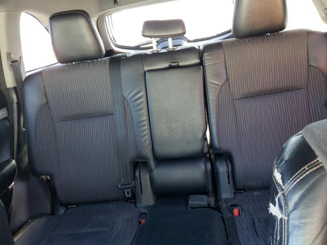 Photo 10 from auction – 2017 TOYOTA HIGHLANDER with VIN 5TDBZRFH2HS446563