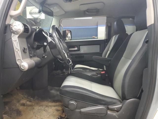 Photo 7 from auction – 2013 TOYOTA FJ with VIN JTEBU4BFXDK158261