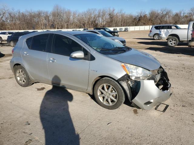 Photo 4 from auction – 2012 TOYOTA PRIUS C with VIN JTDKDTB37C1524119