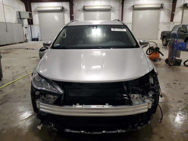 Photo 5 from auction – 2017 CHRYSLER PACIFICA T with VIN 2C4RC1EG4HR811294