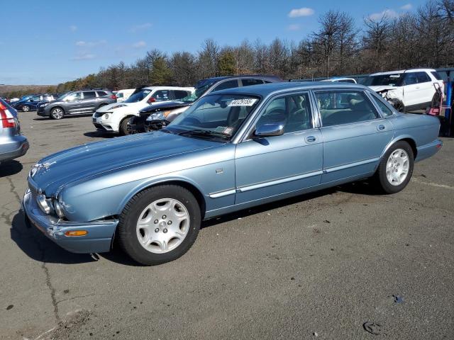 JAGUAR VANDENPLAS 2002 with VIN SAJDA24C02LF43398 - Photo from auction