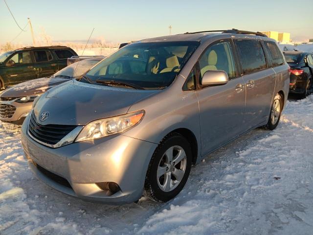 TOYOTA SIENNA LE 2011 with VIN 5TDKK3DCXBS090329 - Photo from auction