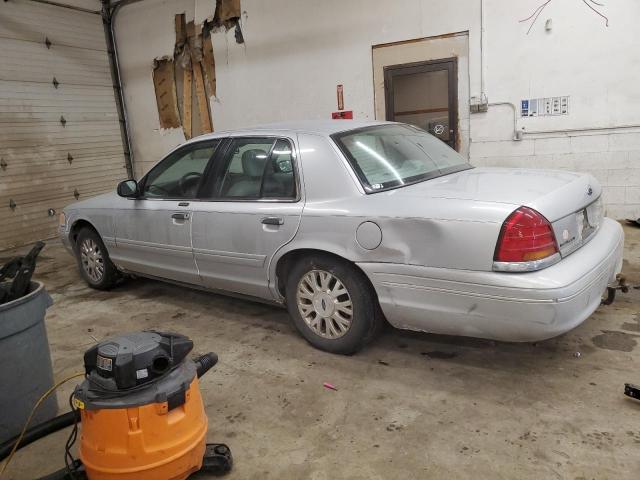 Photo 2 from auction – 2003 FORD CROWN VICT with VIN 2FAHP74W33X140240