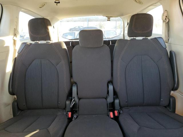 Photo 10 from auction – 2017 CHRYSLER PACIFICA L with VIN 2C4RC1CG3HR748269