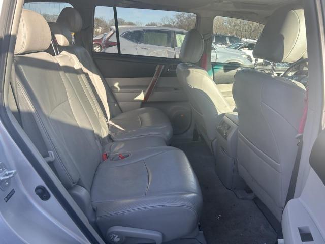 Photo 10 from auction – 2010 TOYOTA HIGHLANDER with VIN 5TDDK3EH6AS025284