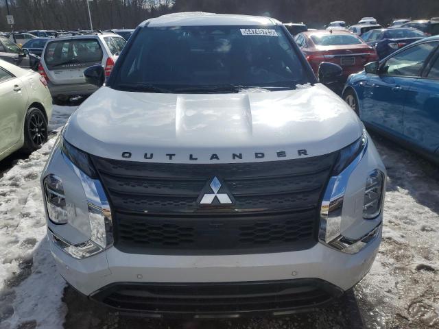 Photo 5 from auction – 2023 MITSUBISHI OUTLANDER with VIN JA4J4UA82PZ011098