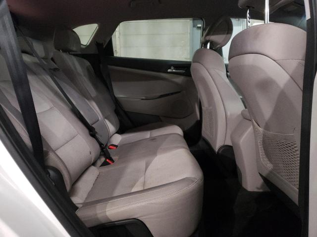 Photo 11 from auction – 2016 HYUNDAI TUCSON LIM with VIN KM8J33A49GU050599