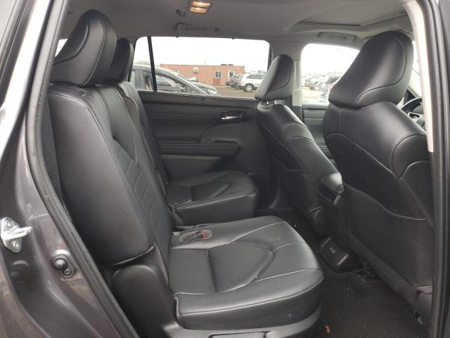 Foto 11 de la subasta – 2023 TOYOTA HIGHLANDER con VIN 5TDKBRCH3PS118141