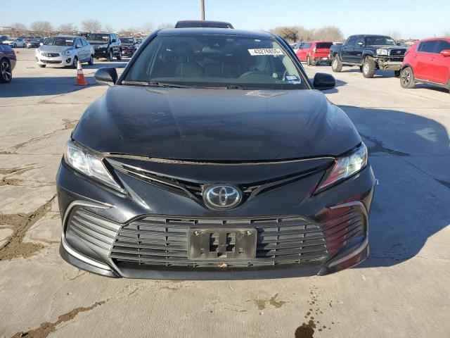 Photo 5 from auction – 2022 TOYOTA CAMRY LE with VIN 4T1C11AK2NU677840