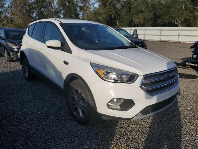 Photo 4 from auction – 2017 FORD ESCAPE SE with VIN 1FMCU0G96HUB91798