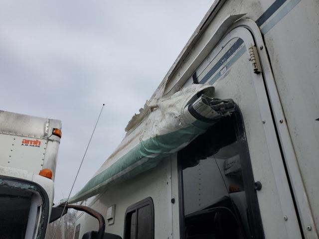 Photo 9 from auction – 2005 FORD E450 RV with VIN 1FDXE45S35HA87558