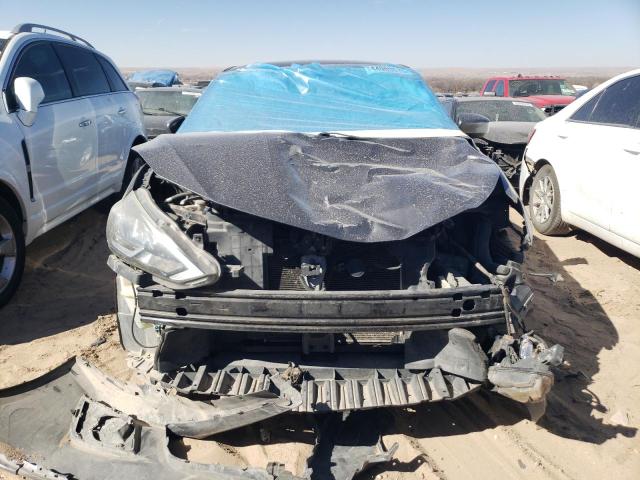 Photo 5 from auction – 2017 NISSAN SENTRA S with VIN 3N1AB7AP2HL663607