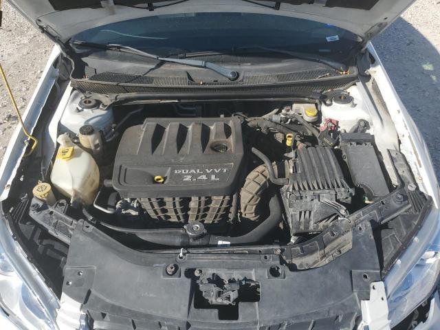 Foto 11 de la subasta – 2014 CHRYSLER 200 LX con VIN 1C3CCBAB0EN238025