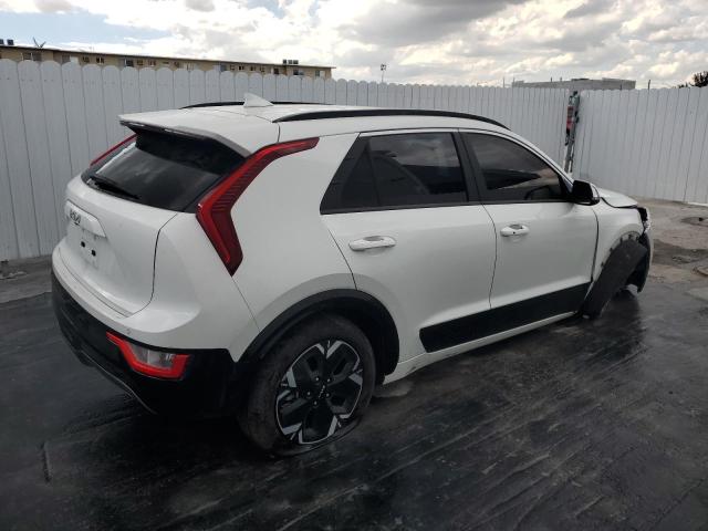 Photo 3 from auction – 2024 KIA NIRO WIND with VIN KNDCR3L13R5094691
