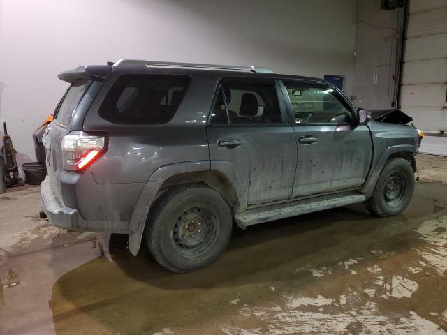 Photo 3 from auction – 2017 TOYOTA 4RUNNER SR with VIN JTEBU5JR1H5473634