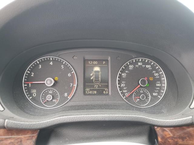 Photo 9 from auction – 2012 VOLKSWAGEN PASSAT SEL with VIN 1VWCM7A34CC104090