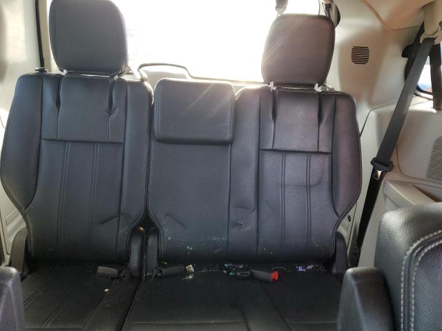 Photo 10 from auction – 2016 CHRYSLER TOWN & COU with VIN 2C4RC1BG5GR198959