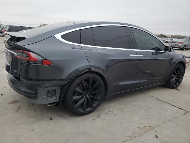 Photo 3 from auction – 2017 TESLA MODEL X with VIN 5YJXCAE2XHF054621