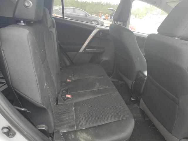 Photo 10 from auction – 2018 TOYOTA RAV4 LE with VIN 2T3BFREV4JW840523