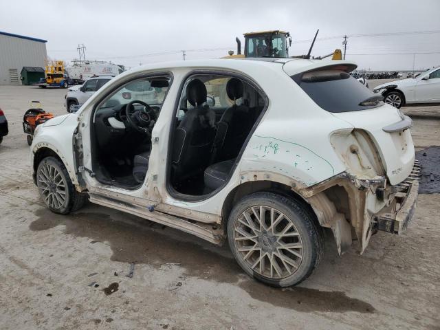 Photo 2 from auction – 2017 FIAT 500X LOUNG with VIN ZFBCFXDB4HP615415