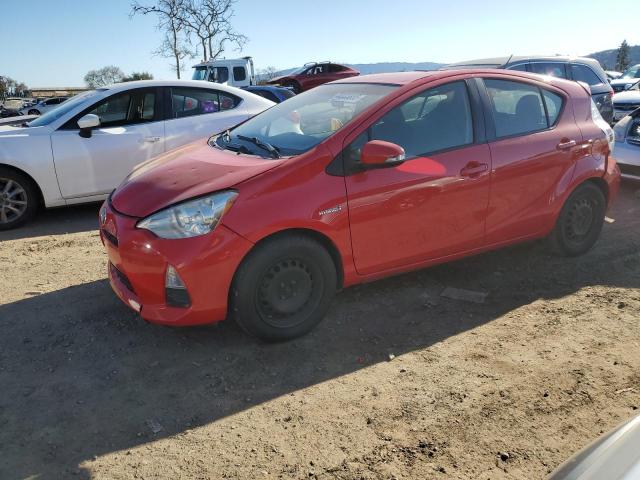 TOYOTA PRIUS C 2013 with VIN JTDKDTB30D1553639 - Photo from auction