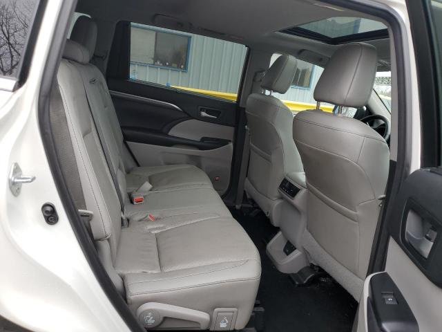 Photo 10 from auction – 2017 TOYOTA HIGHLANDER with VIN 5TDDZRFH2HS390665