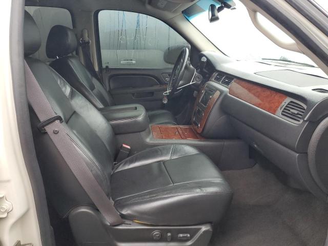 Фото 7 с аукциона – 2011 CHEVROLET AVALANCHE с VIN 3GNMCGE06BG153949