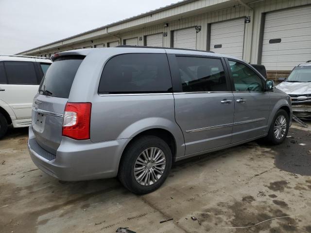 Photo 3 from auction – 2016 CHRYSLER TOWN & COU with VIN 2C4RC1CG8GR232200