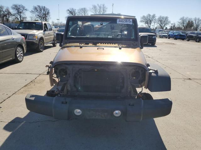 Photo 5 from auction – 2015 JEEP WRANGLER U with VIN 1C4BJWDG4FL696790