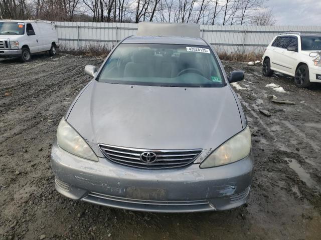 Photo 5 from auction – 2005 TOYOTA CAMRY LE with VIN 4T1BE32K35U551514