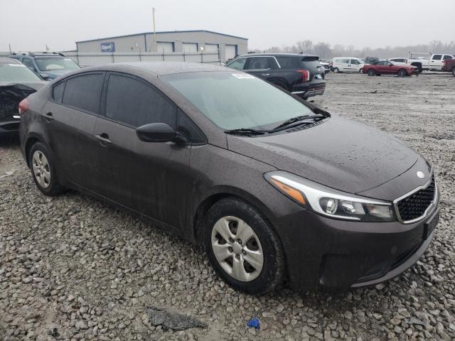 Photo 4 from auction – 2017 KIA FORTE LX with VIN 3KPFK4A78HE135978