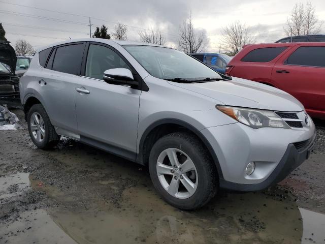 Photo 4 from auction – 2014 TOYOTA RAV4 XLE with VIN JTMWFREV1EJ019319