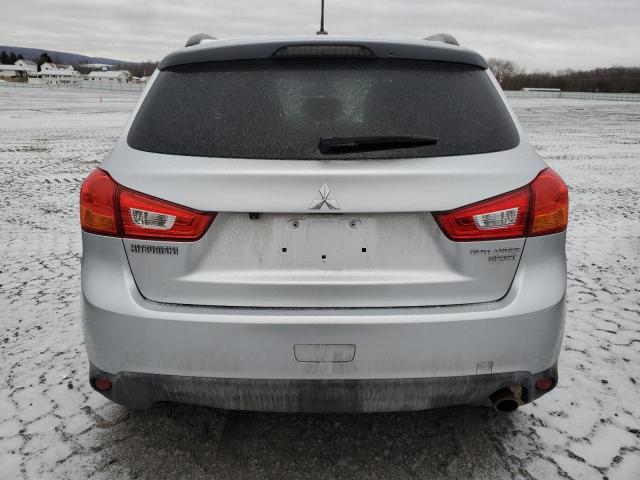 Photo 6 from auction – 2016 MITSUBISHI OUTLANDER with VIN JA4AR4AWXGZ045967