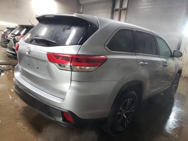 Photo 3 from auction – 2019 TOYOTA HIGHLANDER with VIN 5TDBZRFH1KS703252