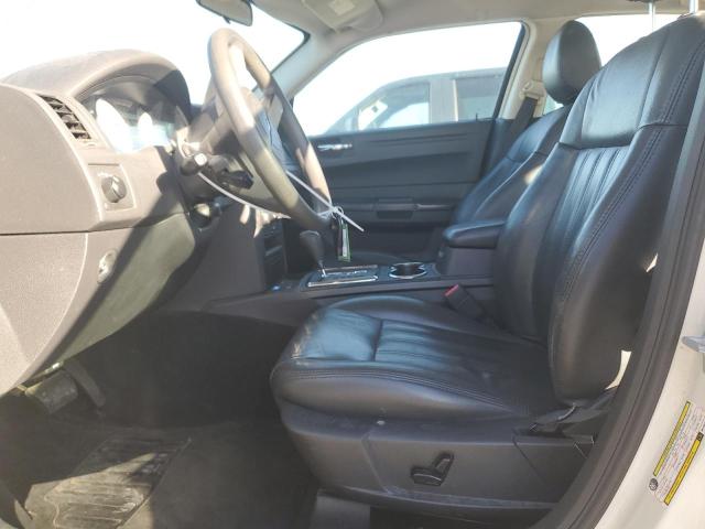Photo 7 from auction – 2008 CHRYSLER 300 LX with VIN 2C3KA43R38H105313