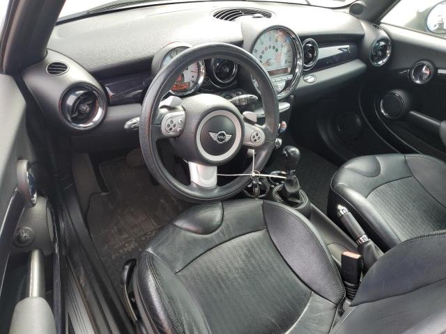 Photo 8 from auction – 2007 MINI COOPER with VIN WMWMF33547TT55350