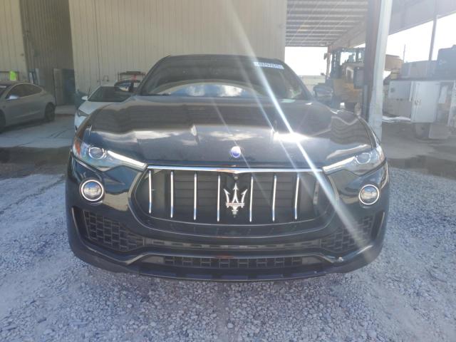 Photo 5 from auction – 2017 MASERATI LEVANTE with VIN ZN661XUA2HX255298
