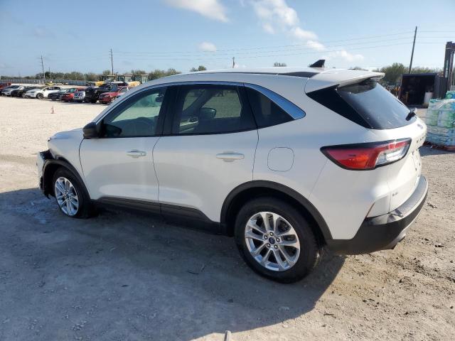 Photo 2 from auction – 2022 FORD ESCAPE SE with VIN 1FMCU9G68NUA60314