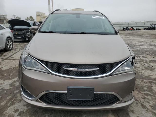 Photo 5 from auction – 2017 CHRYSLER PACIFICA T with VIN 2C4RC1BG1HR670267