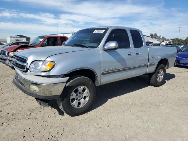 TOYOTA TUNDRA SR5 2000 with VIN 5TBBT4417YS006731 - Photo from auction