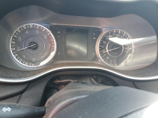 Foto 9 de la subasta – 2015 CHRYSLER 200 LIMITE con VIN 1C3CCCABXFN578645