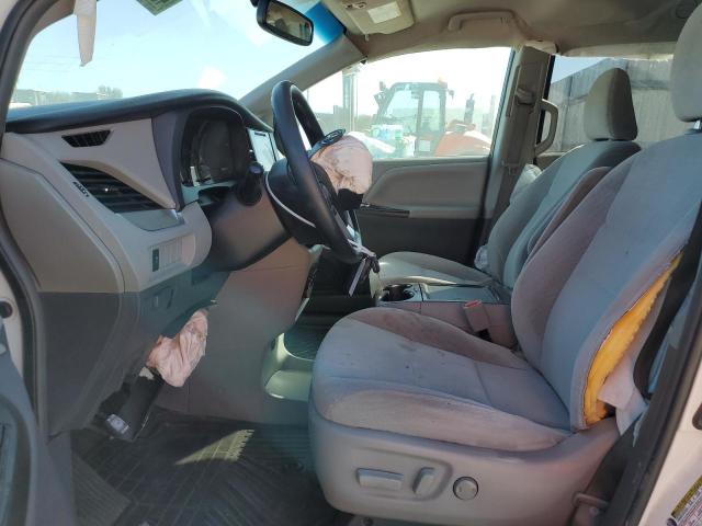 Photo 7 from auction – 2016 TOYOTA SIENNA LE with VIN 5TDKK3DC7GS729340