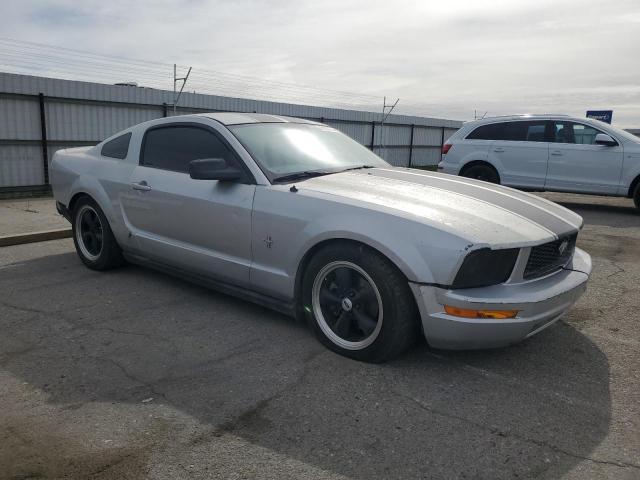 Photo 4 from auction – 2005 FORD MUSTANG with VIN 1ZVFT80N055140794