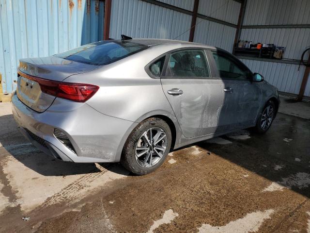 Photo 3 from auction – 2023 KIA FORTE LX with VIN 3KPF24AD2PE588434