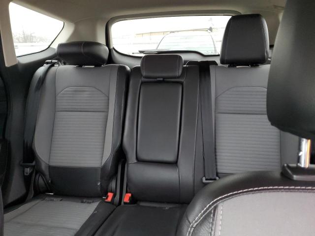 Photo 10 from auction – 2017 FORD ESCAPE SE with VIN 1FMCU0GD6HUA90989